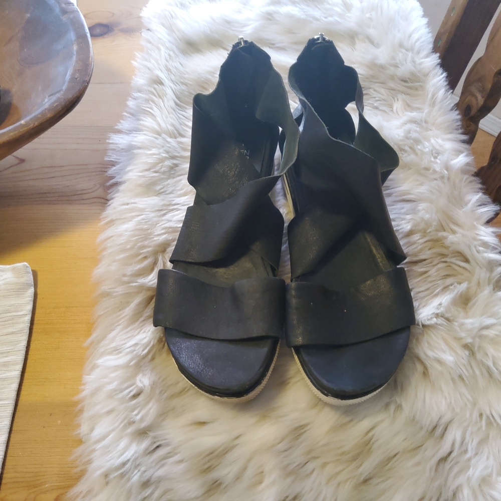 Eileen Fisher Sport Tumbled Leather Sneaker Sandal Size 9 Fair ~ GUC